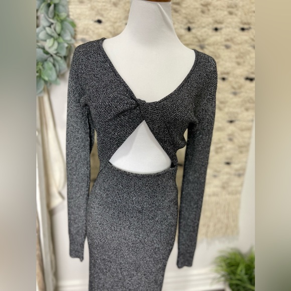 Nwt house of Harlow 1960 metallic black cutout knit sweater dress size M - Picture 2 of 6